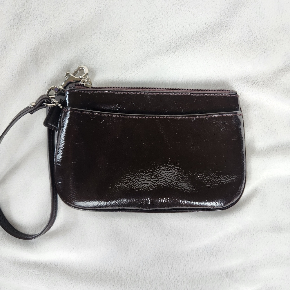 Coach Wristlet Leather Mahogany F47782